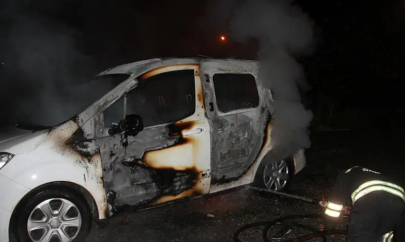 Konya'da bir şahıs aracını ateşe verdi: Sebebi şaşırttı