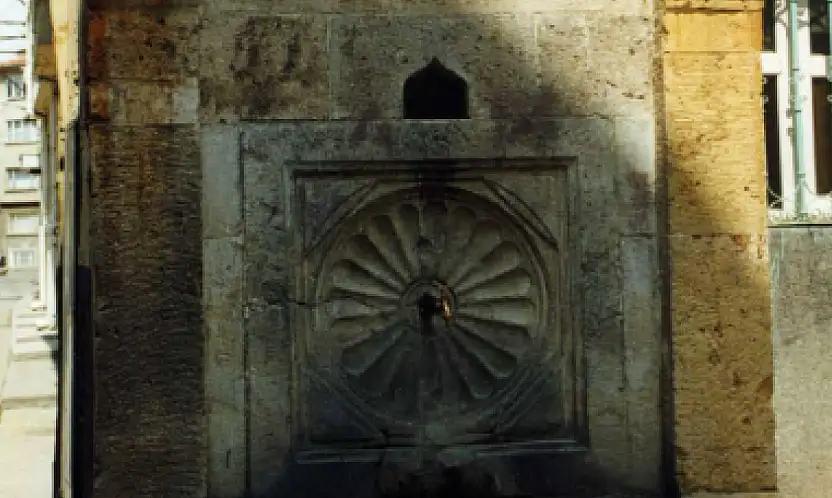 Konya'da bir sokak anıtı: Hoca Habip Mahallesi'nin 1924 tarihli tarihi çeşmesi