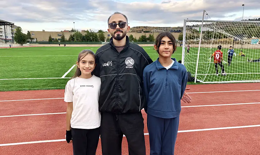 Konya'da çocuklar geleceğe koşuyor: Gönüllü atletizm çalışmaları sürüyor
