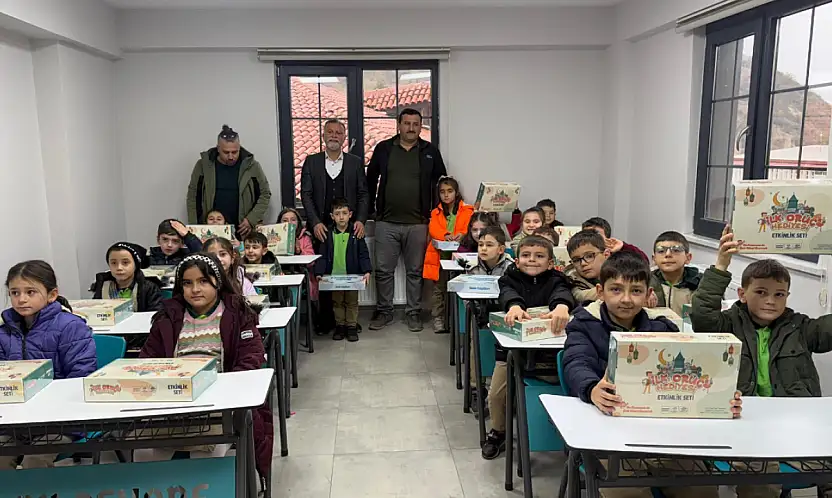 Konya'da çocuklara oruç hediyesi!