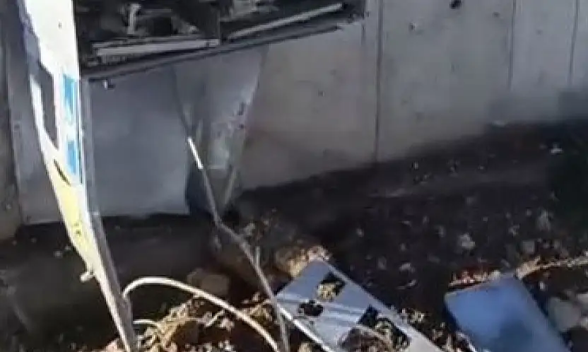 Konya'da doğal afet! Yıldırım evleri vurdu, mahalle sarsıldı