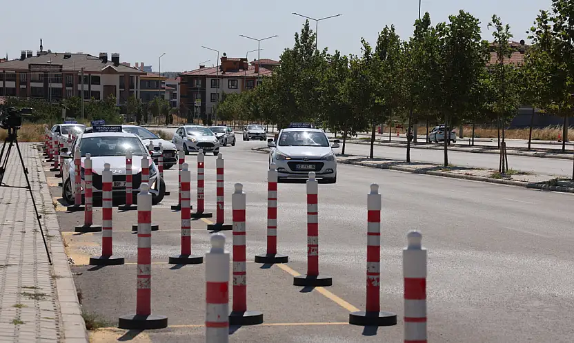 Konya'da ehliyet sınavlarında ezber dönemi bitiyor mu? Sürücü kurslarından dikkat çeken açıklama