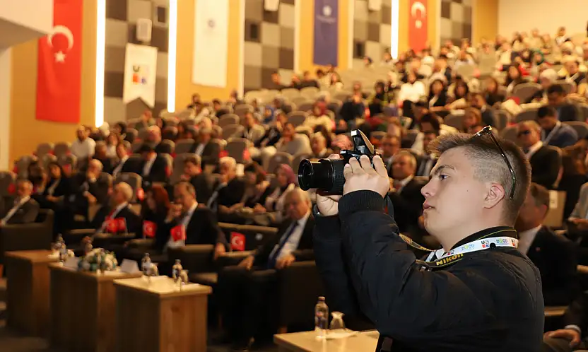 Konya'da engel tanımayan yetenek: Hem milli sporcu hem sanatkar