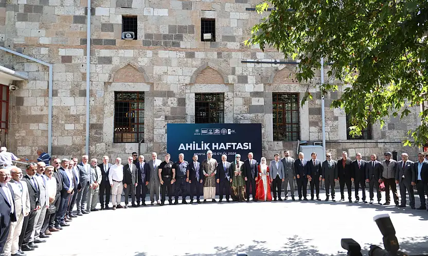 Konya'da esnafın bayramı başladı! Yılın Ahisi belli oldu