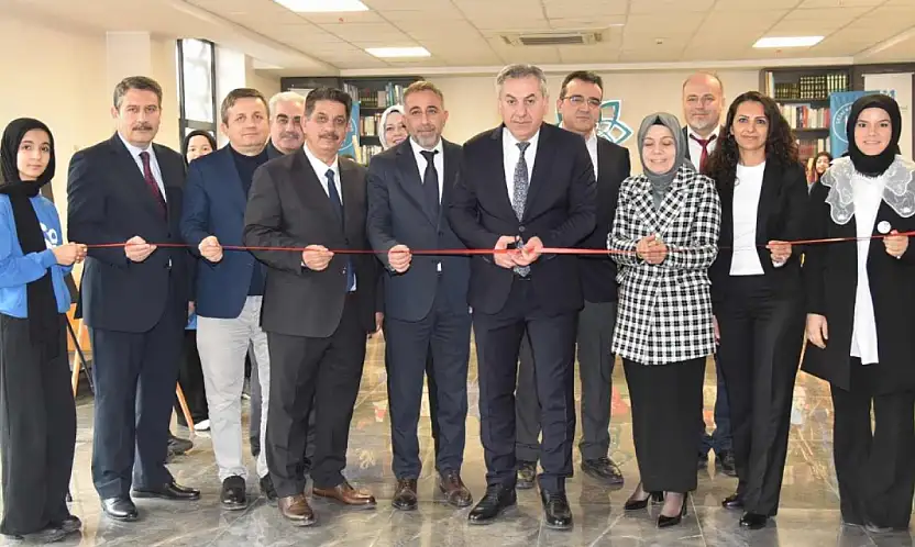 Konya'da Filistin için dikkat çeken sergi!