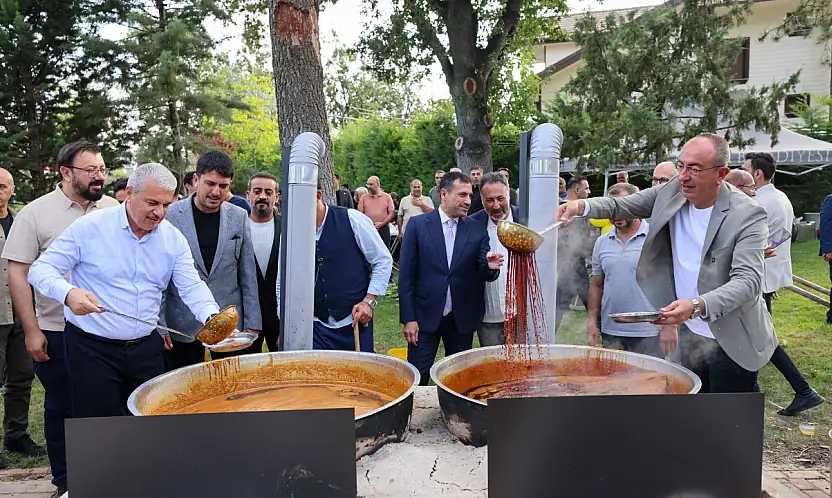 Konya'da geleneksel buluşma! Meram Bağı'nda kazanlar kaynadı