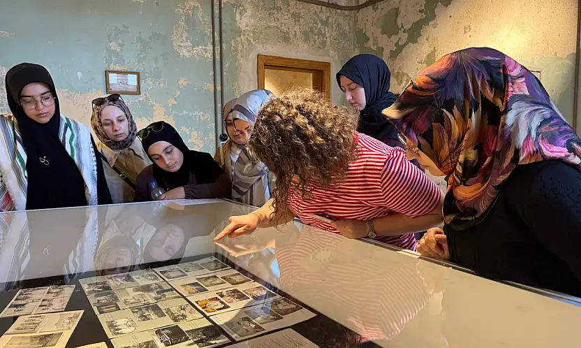 Konya'da gençler geçmişe dokundu