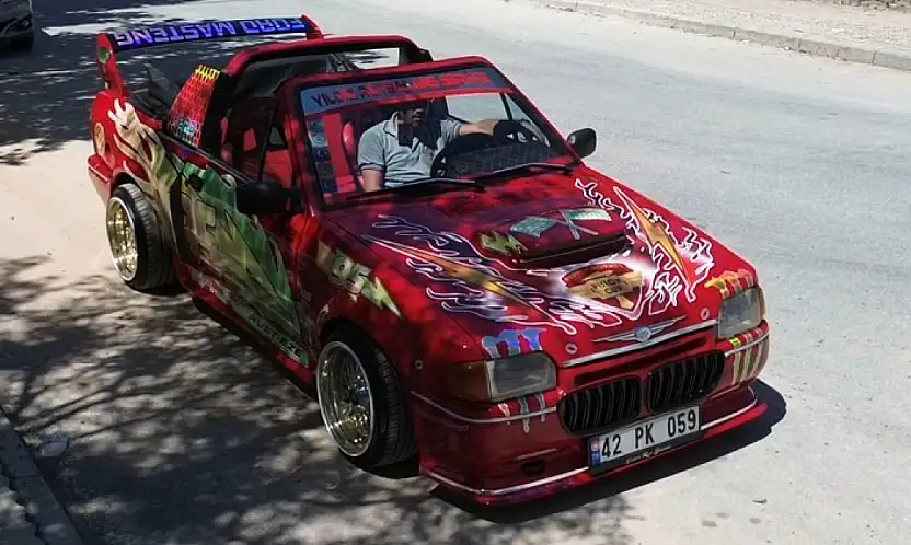 Konya'da gören bir daha bakıyor! 5 yıllık emeğini Şimşek McQueen'e dönüştürdü