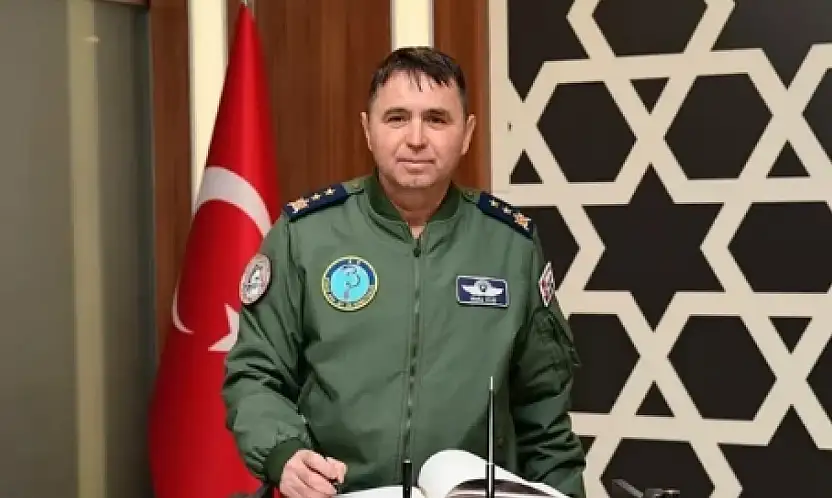 Konya'da görev değişikliğiyle gündeme gelmişti: Tümgeneral Mete Kuş emekli oldu!