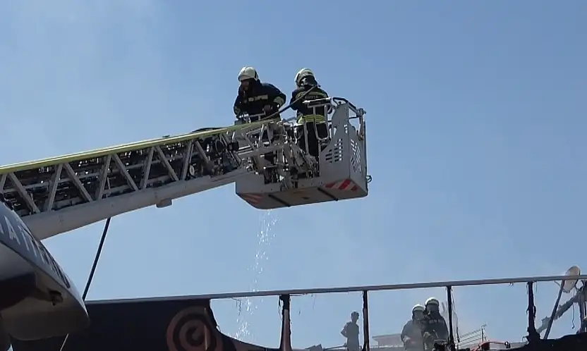 Konya'da iş yerinde yangın paniği