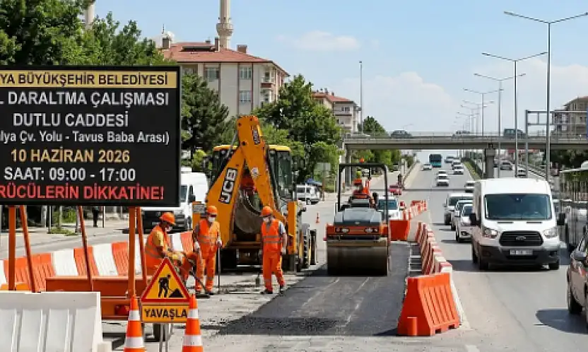 Konya'da işlek noktada yol çalışması: Sürücülere yoğunluk uyarısı