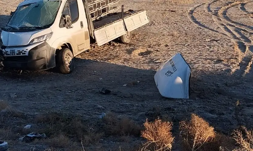 Konya'da kamyonet şarampole devrildi: 1 yaralı