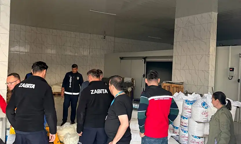 Konya'da kapalı kepenklerin ardında kaçak üretim! 9 ton peynir imha edildi