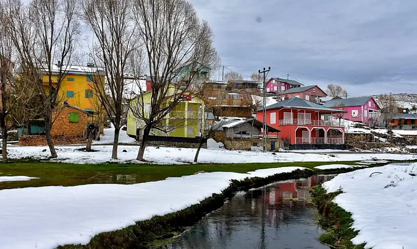 Konya'da kar manzarası büyüledi!