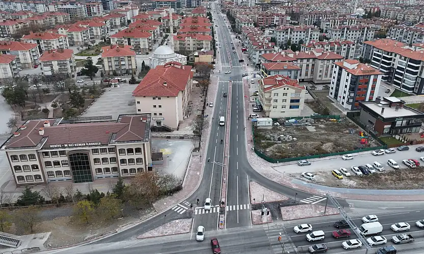 Konya'da Karatay Belediyesi'nden ulaşımı rahatlatan asfalt çalışması