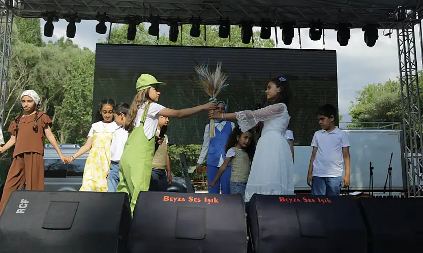 Konya'da Kiraz Festivali renkli görüntülere sahne oldu