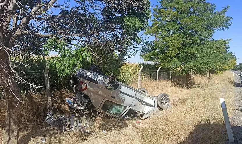 Konya'da kontrolden çıkan otomobil takla attı! 2 çocuk yaralı