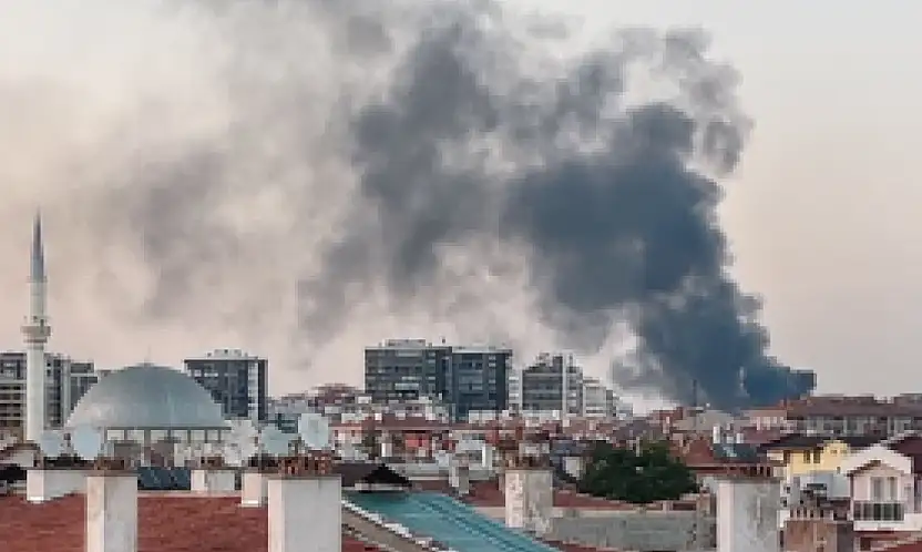 Konya'da korkutan yangın: Zamanla yarışıyorlar!