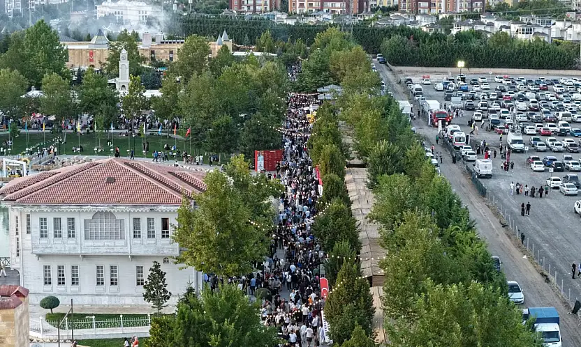 Konya'da lezzet rüzgârı esiyor! Gastrofest'e yoğun ilgi