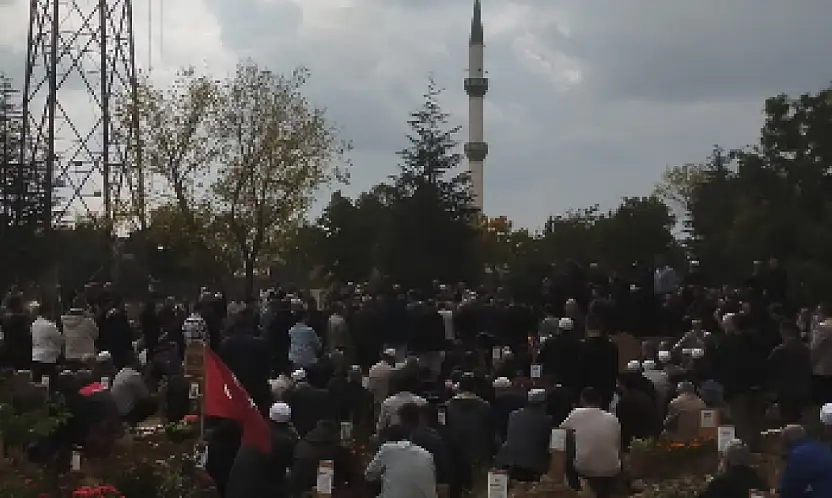 Konya'da namaz sırasında fenalaşan imam hayatını kaybetti!