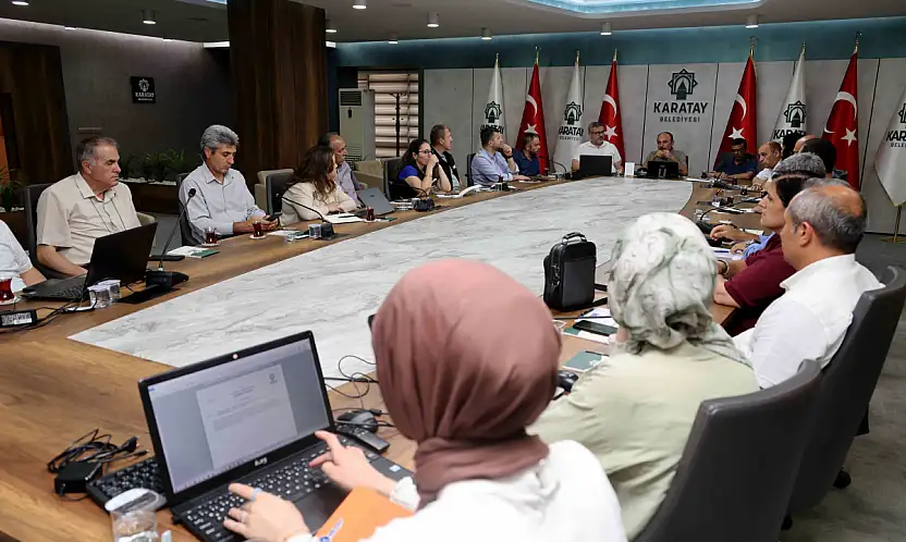 Konya'da obruk tehlikesi büyüyor! Bilim insanları kritik yol haritasını açıkladı