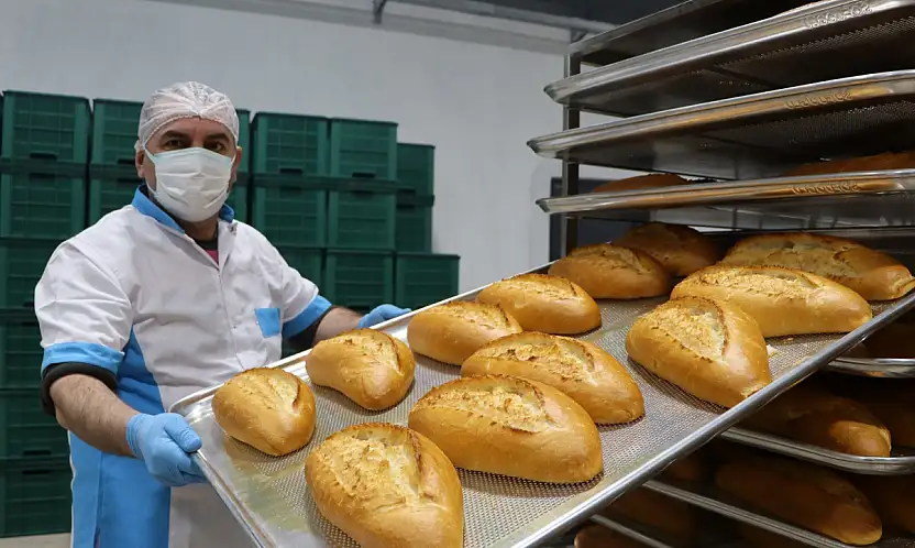 Konya'da Ramazan ayı boyunca ekmek 6 lira