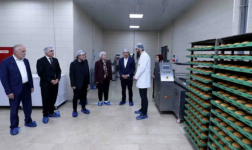 Konya'da saatte 10 bin ekmek üreten tesise önemli ziyaret