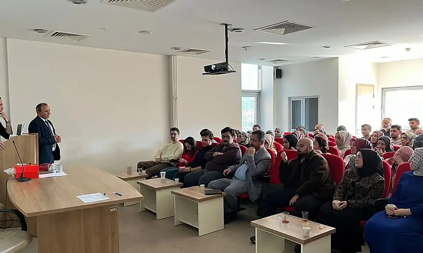 Konya'da sağlık çalışanlarıyla istişare toplantısı