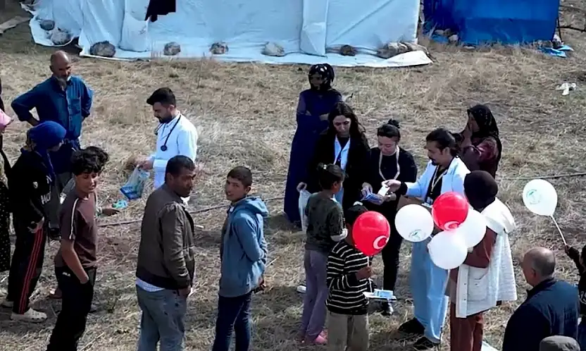 Konya'da sağlık hizmeti tarlaya taşındı! Kadın ve çocuklar da unutulmadı