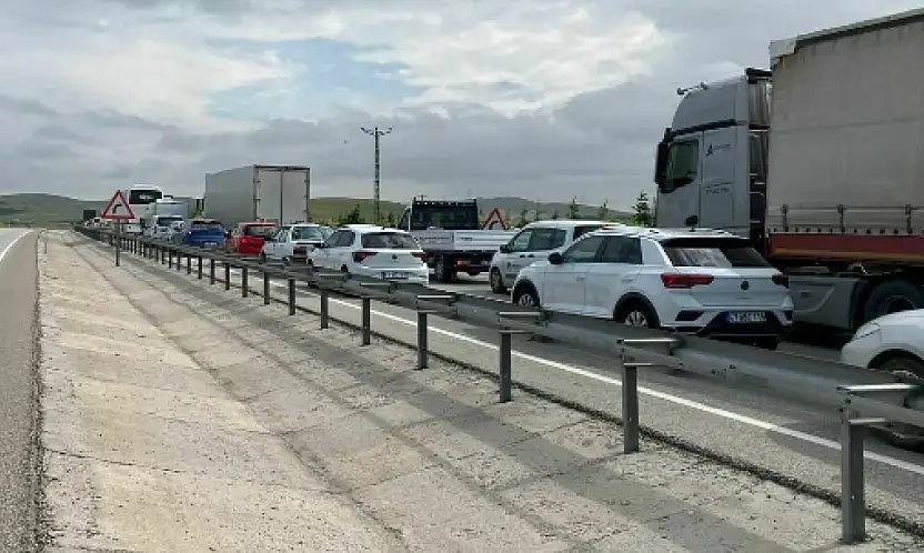 Konya'da şehir dışına çıkacaklar dikkat: O yol trafiğe kapatıldı!