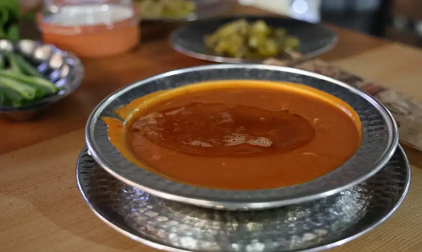 Konya'da sıcağa aldırış etmiyorlar! Kışın vazgeçilmezi yazın da tüketiliyor