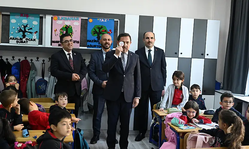 Konya'da tahtayı göremeyen çocuklar bu projeyle fark edilecek