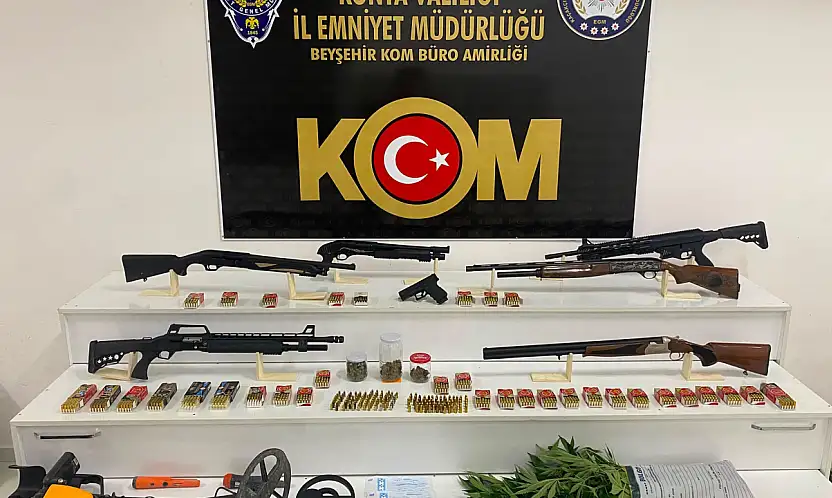 Konya'da tefecilere ağır darbe! Gizli bölmelerden bakın ne çıktı?