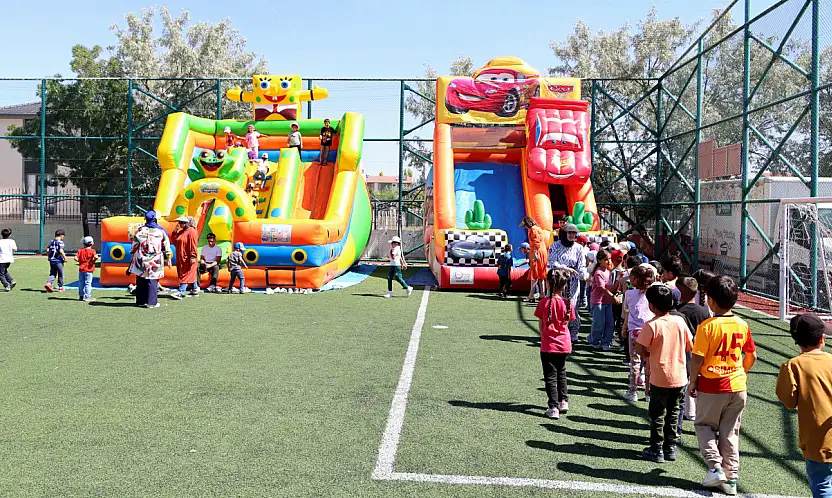 Konya'da tonlarca atık ödülle buluştu