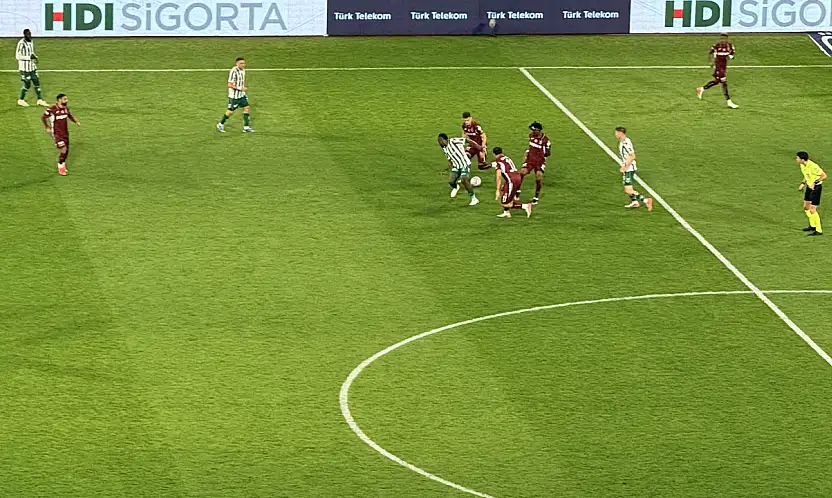 Konya'da Toth perdeyi açtı, Konyaspor Trabzonspor'u devirdi!