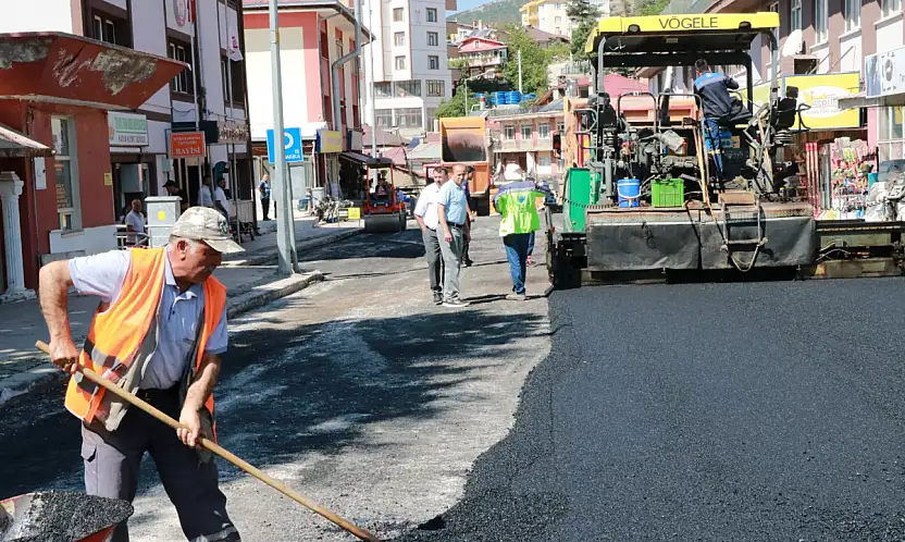 Konya'da ulaşım konforunu artıracak asfalt çalışmaları sürüyor