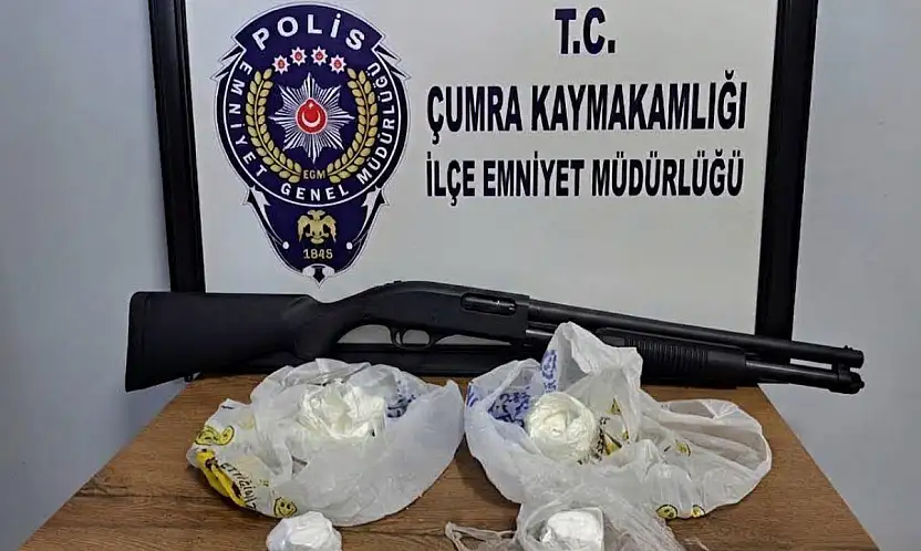 Konya'da uyuşturucu tacirlerine darbe: 4 şüpheli parmaklıklar ardında!