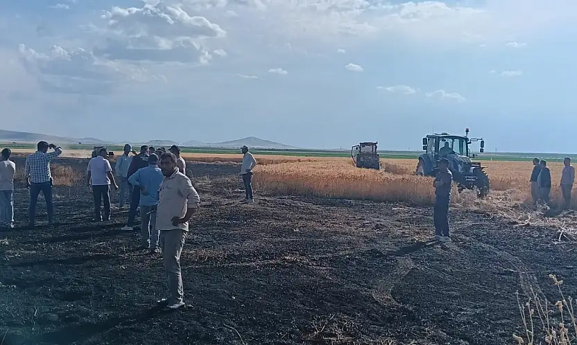 Konya'da yangın paniği! 20 dekarlık alan kül oldu
