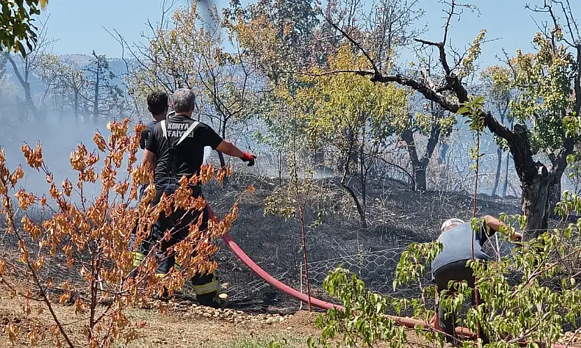 Konya'da yangın paniği! 3 ilçeden ekip sevk edildi