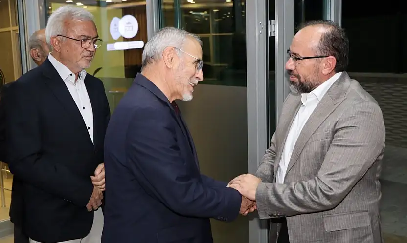 Konya'da yıllarını din hizmetine adayan isimler bir araya geldi
