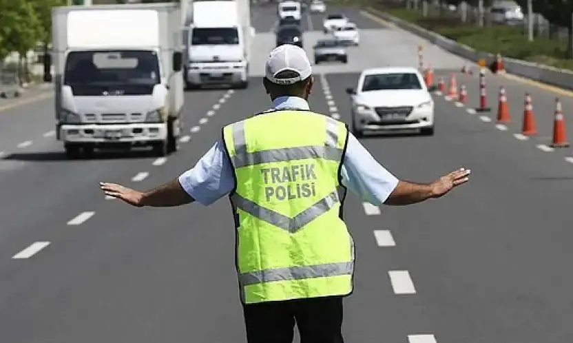 Konya'da yola çıkacaklar dikkati: O güzergah trafiğe kapatıldı!