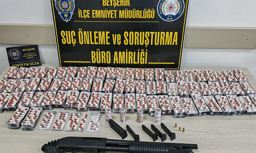 Konya'da zehir tacirlerine geçit yok: 5 kişi gözlatında!