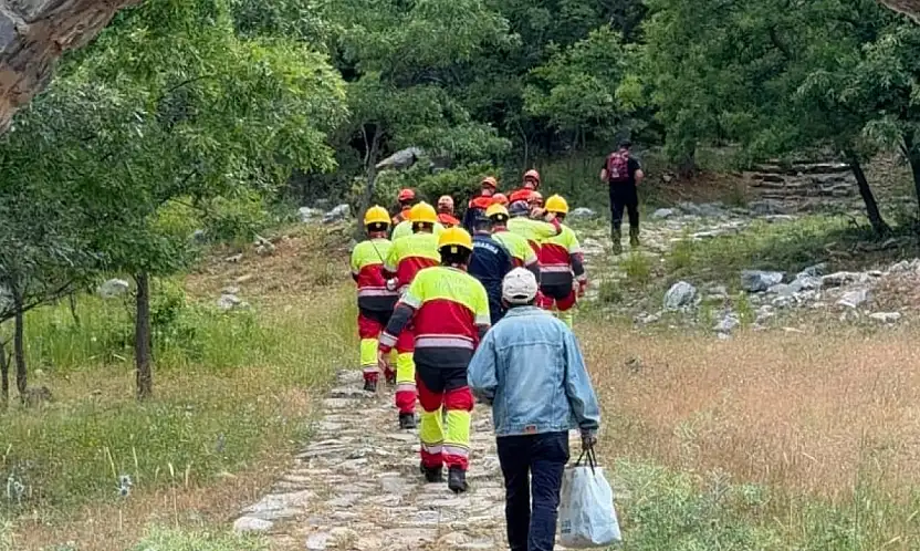 Konya'da zorlu arazide umutlu bekleyiş