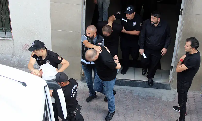 Konya'daki adresler didik didik arandı: 'Şirinler' operasyonunda 32 gözaltı