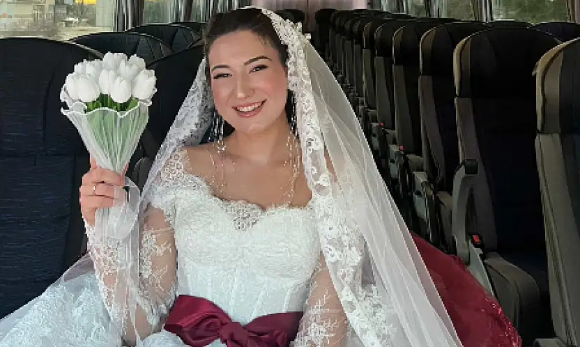 Konya'daki bu gelin arabasını gören dönüp bir daha baktı