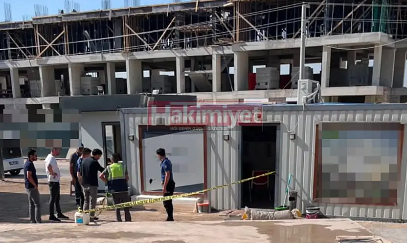 Konya'daki inşaatta kanlı kavga: Maket bıçağıyla saldırdı!