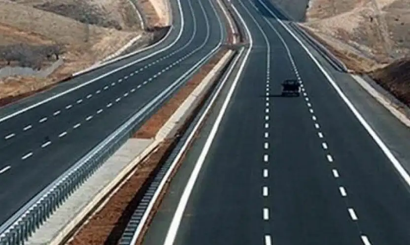 Konya'daki işlek güzergah trafiğe kapatıldı: Patlatmalı kazı olacak!