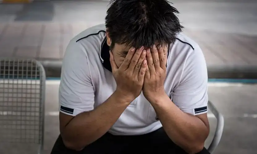 Konya'daki uzmanı uyardı: Gençleri yalnızlık ve mutsuzluk tehdidi bekliyor