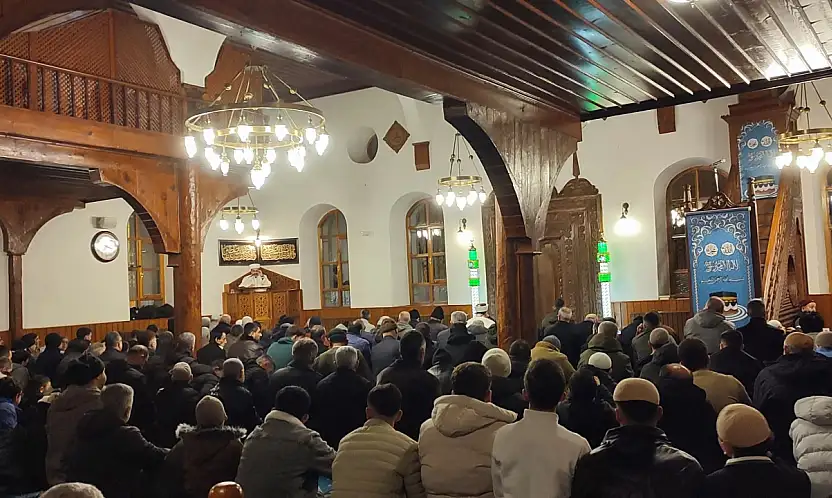 Konya ilçelerinde Miraç Kandili coşkusu