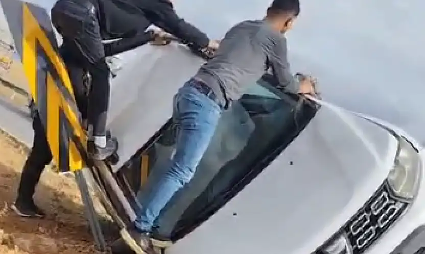 Konya- Karaman yolunda feci kaza! 23 yaşındaki sürücünün durumu ağır